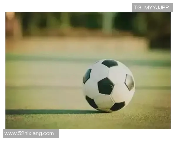 足球明星的创意动画世界探索与梦想之旅